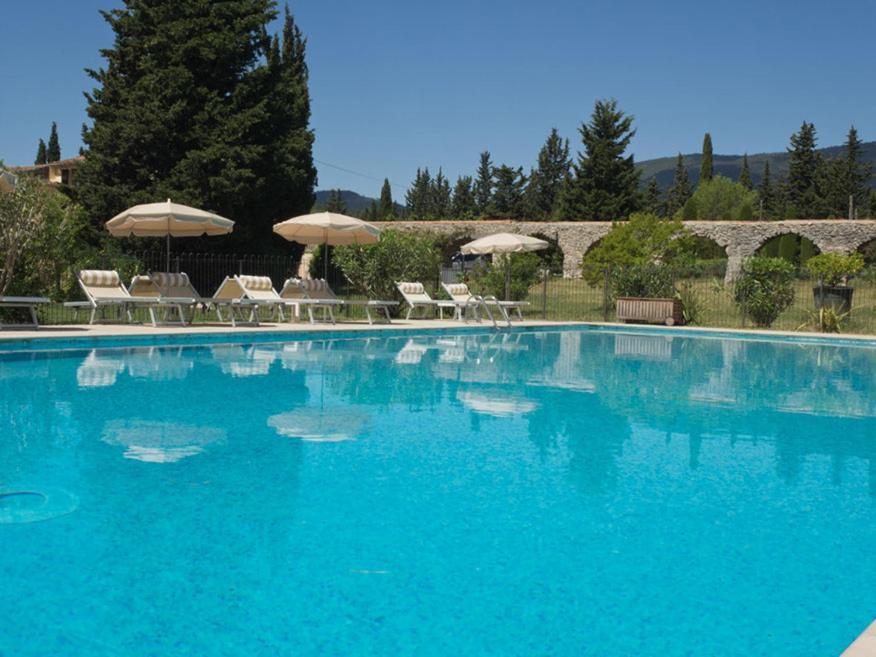 Hotel-Restaurant Le Moulin De La Camandoule Fayence Kültér fotó